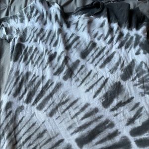 Gray tye dye shirt